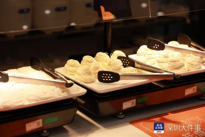 深圳长者食堂：饭菜论克卖，费用按分收，每餐最高补15元